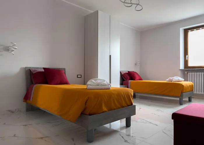 Roero Sunset 度假居 *